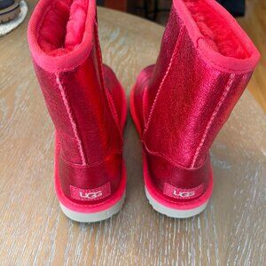 Pre-worn MINT UGG's Women's Size 4 Red Metallic Boots